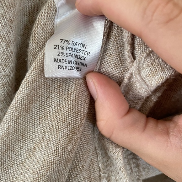 Cream colored long sleeved t-shirt from SO - Picture 5 of 5